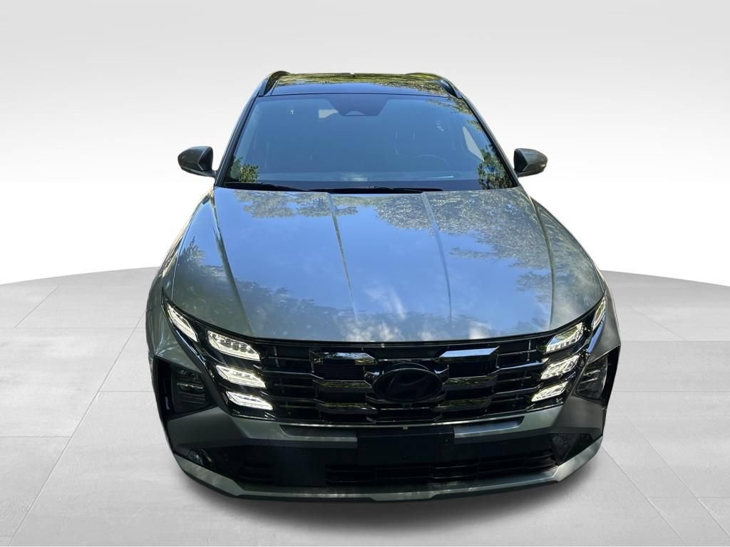 Used 2025 Hyundai Tucson Limited AWD/4WD image 9