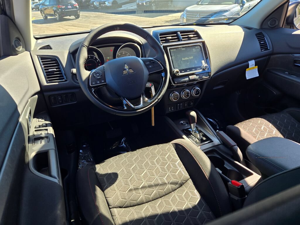 New 2027 Mitsubishi Outlander Sport LE AWD/4WD image 14