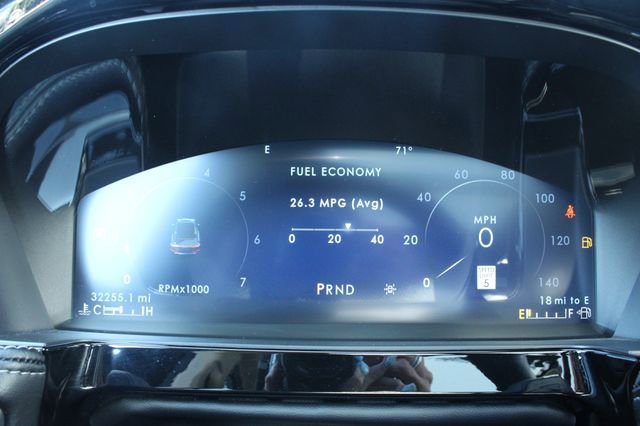 Used 2024 Lincoln Corsair AWD w/ Equipment Group 101A image 27