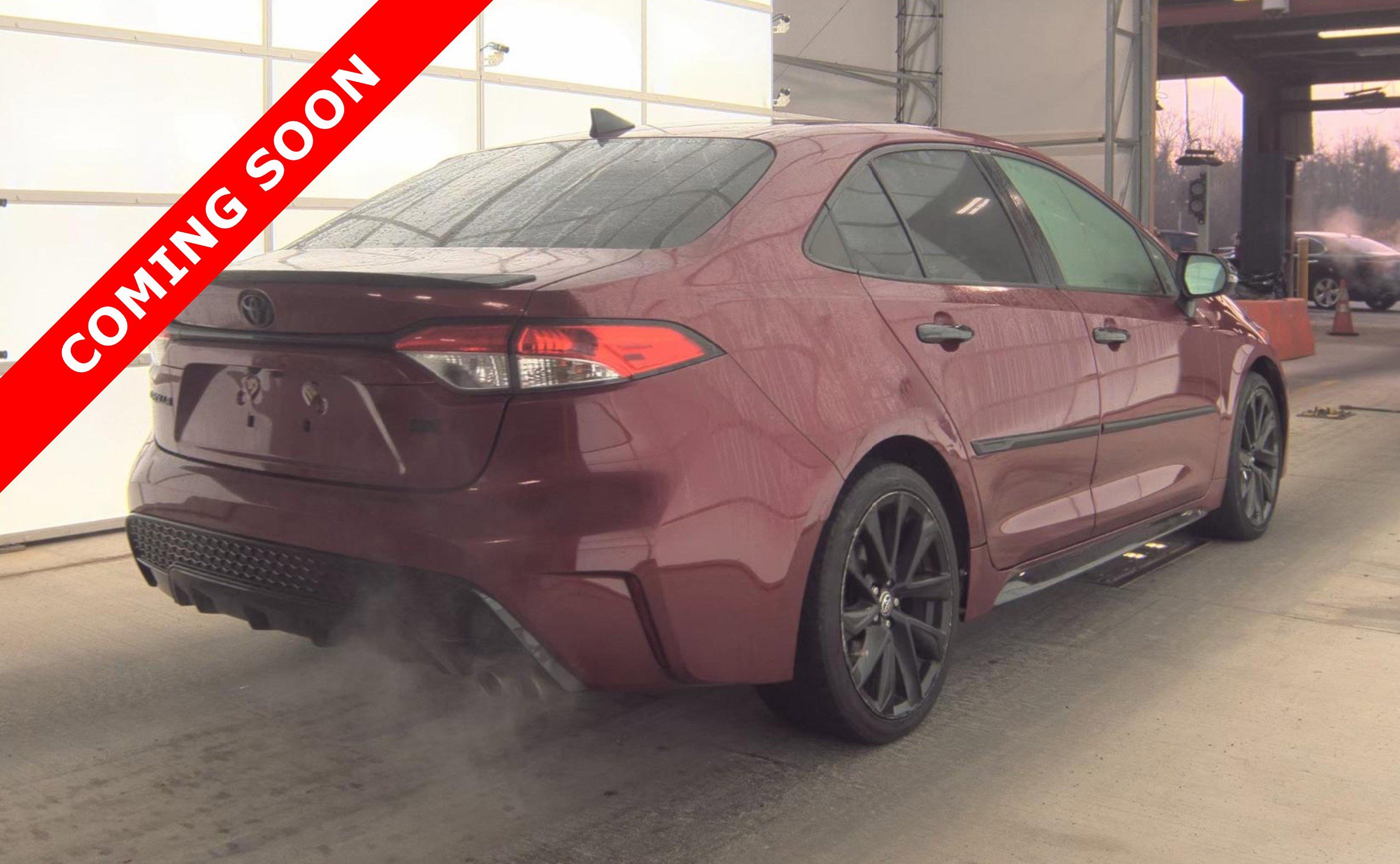 Used 2022 Toyota Corolla SE image 3