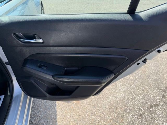 Used 2020 Nissan Altima 2.5 S FWD image 17
