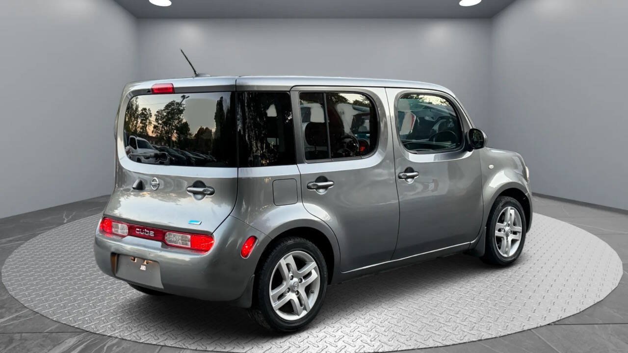 Used 2014 Nissan Cube 1.8 SL w/ SL Preferred Package FWD image 6