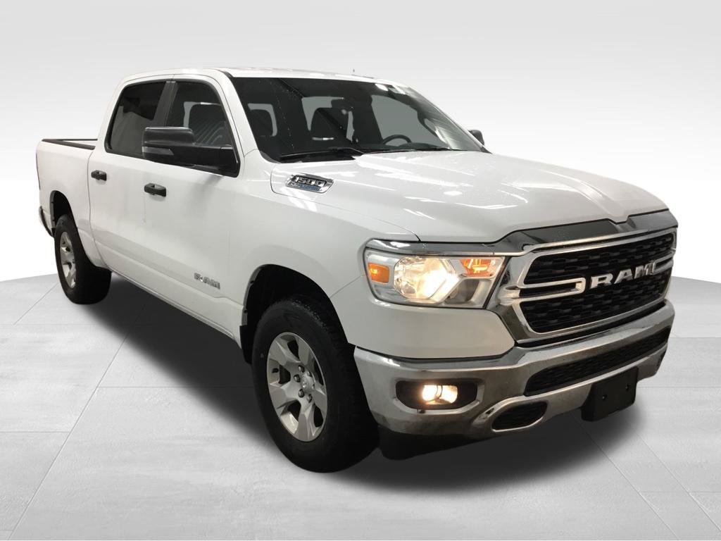 Used 2023 RAM 1500 Big Horn AWD/4WD image 3