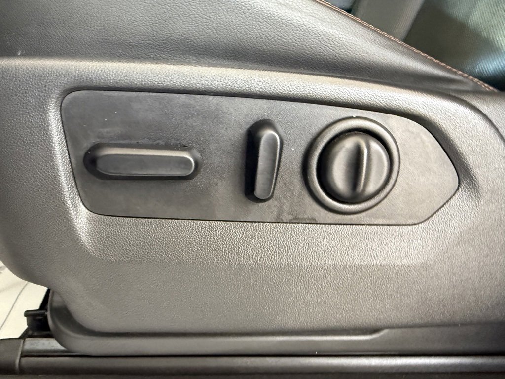 Used 2020 GMC Sierra 1500 AT4 w/ AT4 Premium Package image 48