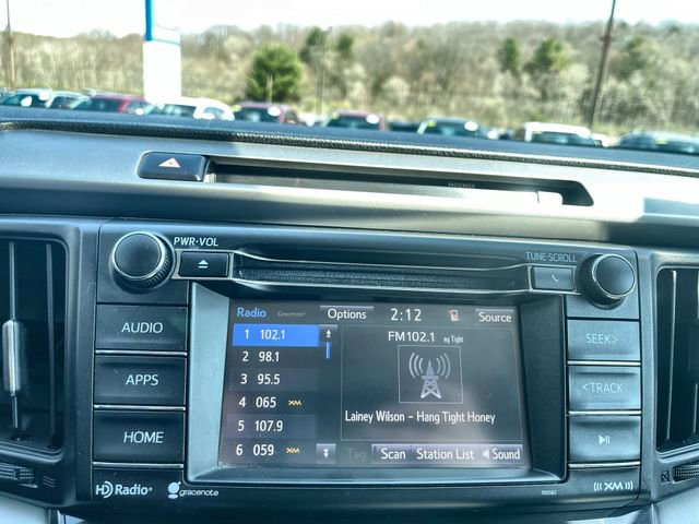 Used 2016 Toyota RAV4 XLE image 14