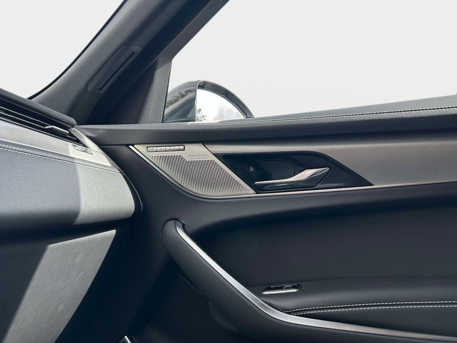 Used 2026 Jaguar F-PACE R-Dynamic S image 14