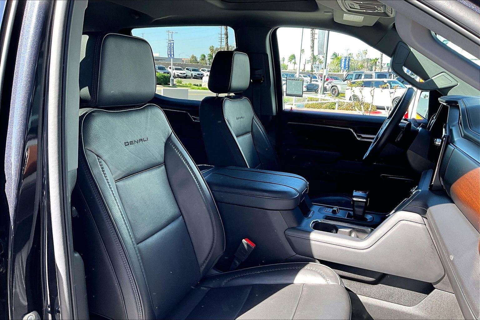 Used 2024 GMC Sierra 1500 Denali image 7