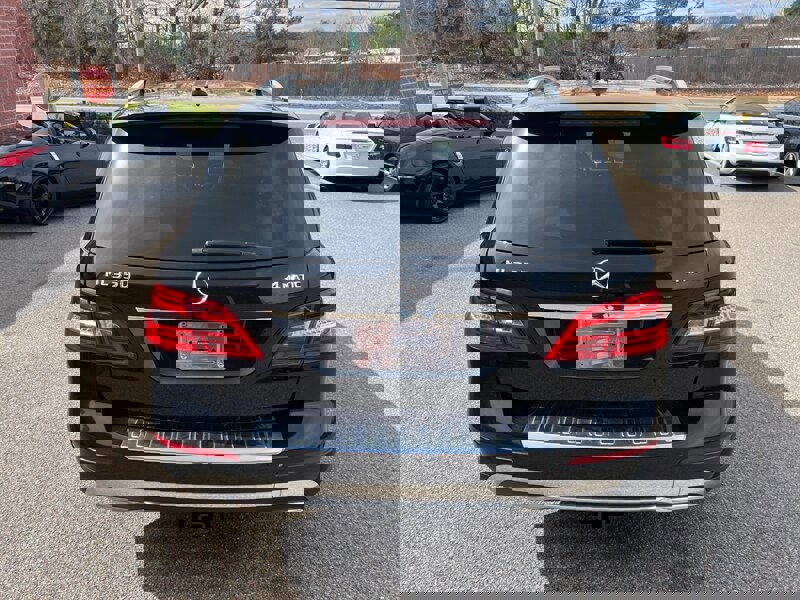 Used 2015 Mercedes-Benz ML 350 4MATIC image 4