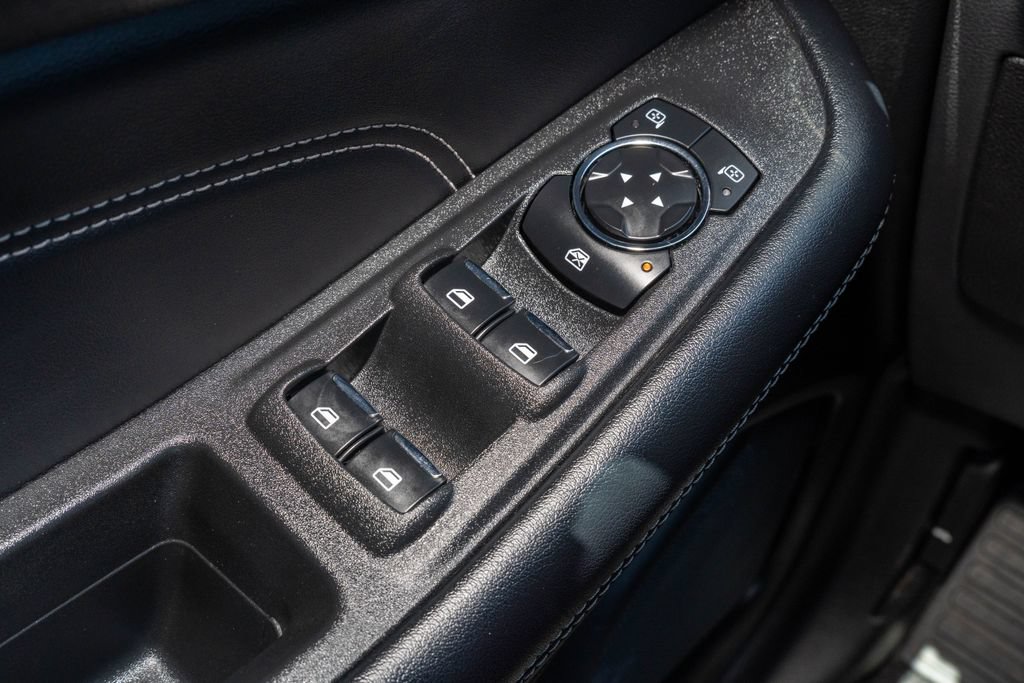 Used 2024 Ford Edge Titanium AWD/4WD image 23