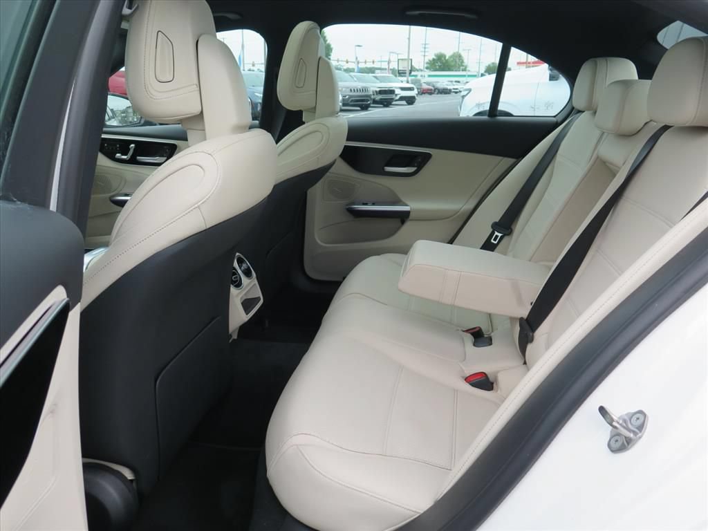 Used 2023 Mercedes-Benz C 300 Sedan image 17