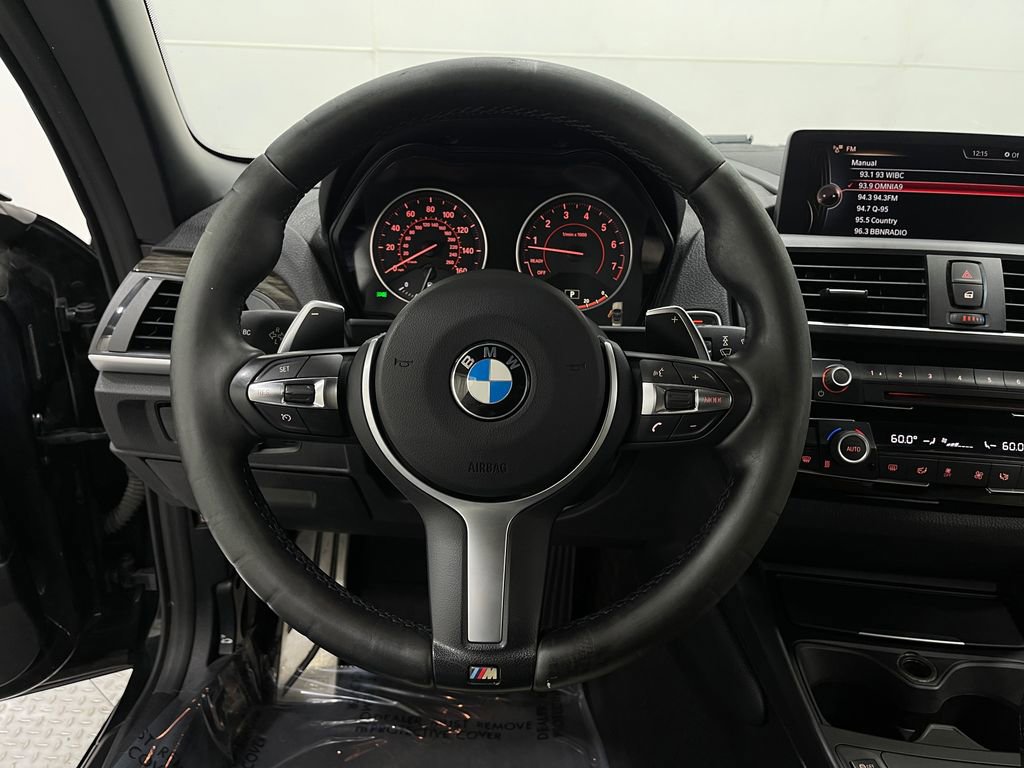 Used 2016 BMW M235i Convertible image 20