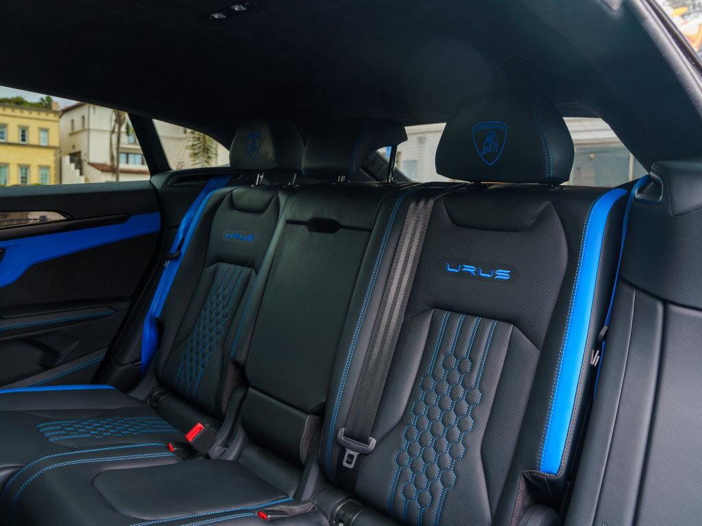 Used 2024 Lamborghini Urus S AWD/4WD image 6