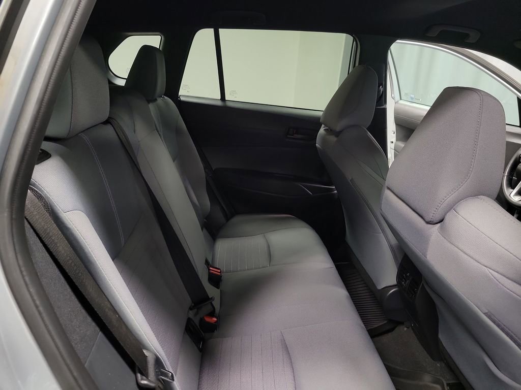 Used 2023 Toyota Corolla Cross SE image 20
