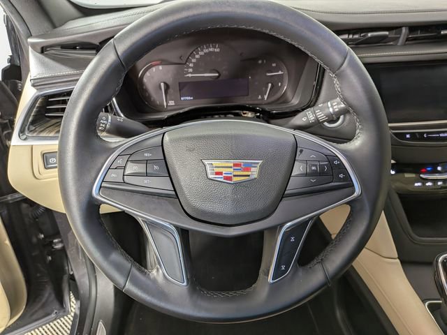 Used 2017 Cadillac XT5 FWD image 14