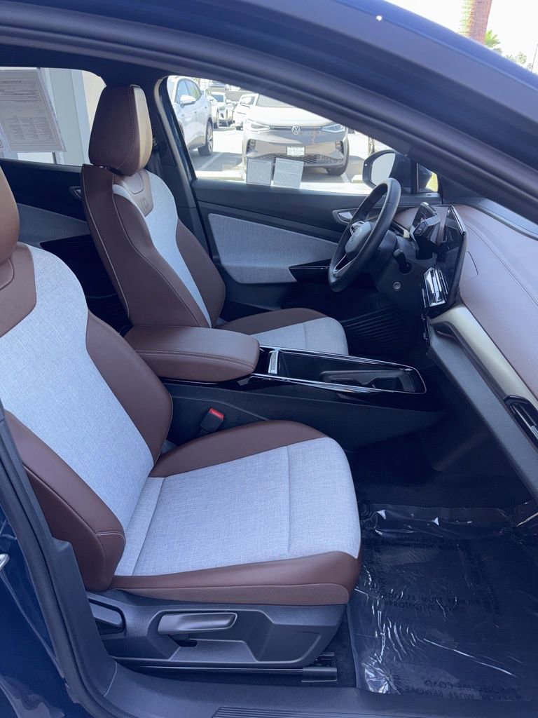 Certified 2023 Volkswagen ID.4 Pro image 10