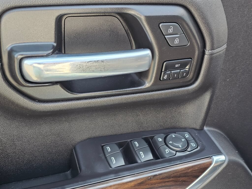 Used 2021 GMC Sierra 1500 SLT w/ SLT Premium Package AWD/4WD image 33