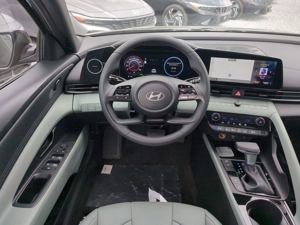 New 2026 Hyundai Elantra Limited image 17