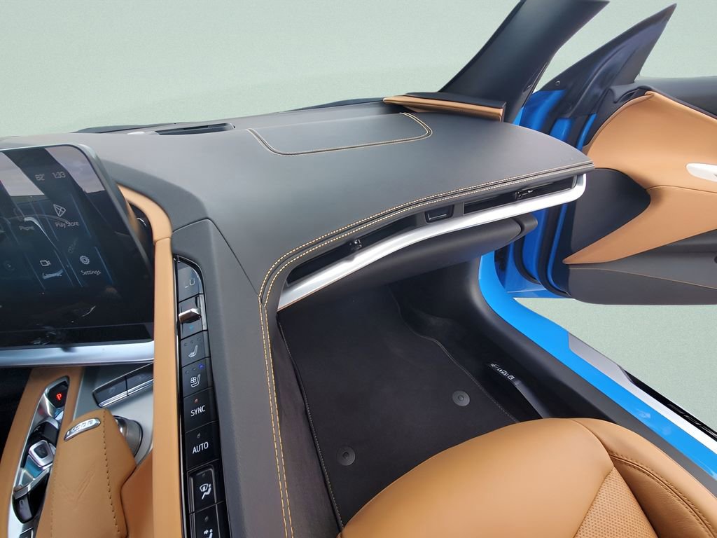 Used 2025 Chevrolet Corvette Z06 image 11