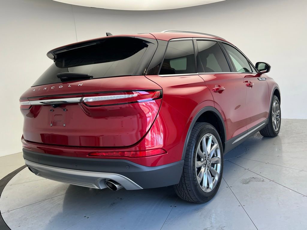 Used 2022 Lincoln Corsair FWD w/ Premium Package image 3