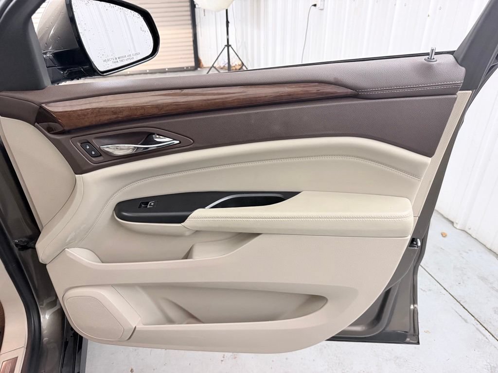 Used 2015 Cadillac SRX Premium FWD image 42