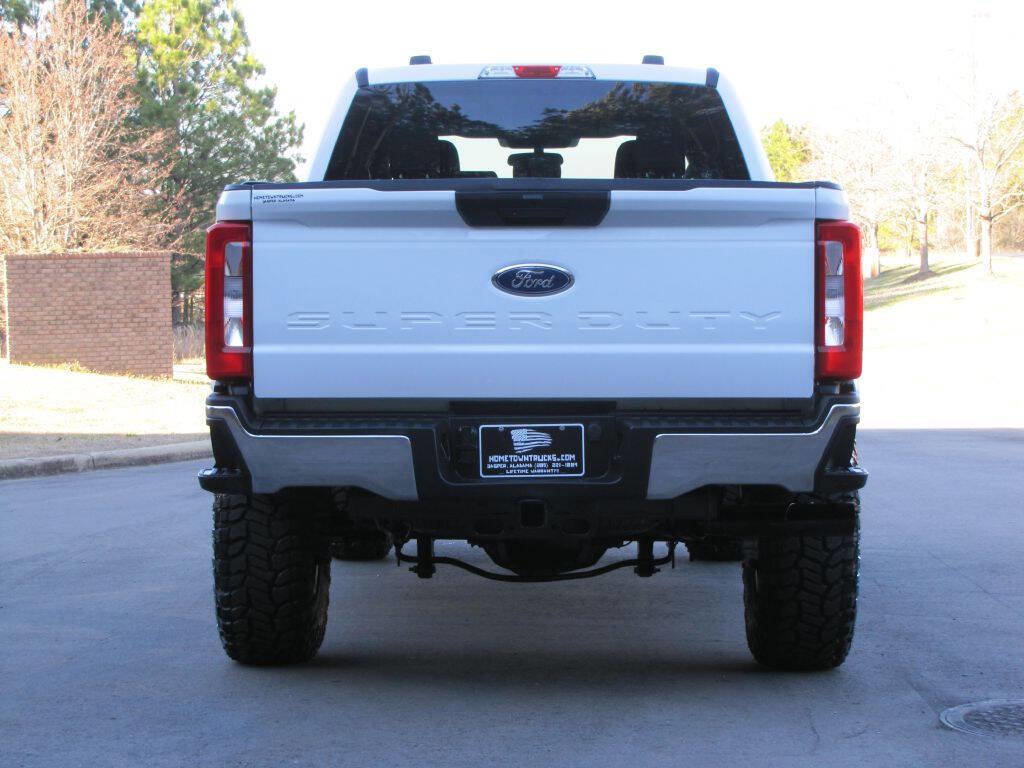 Used 2024 Ford F250 XLT w/ FX4 Off-Road Package AWD/4WD image 12