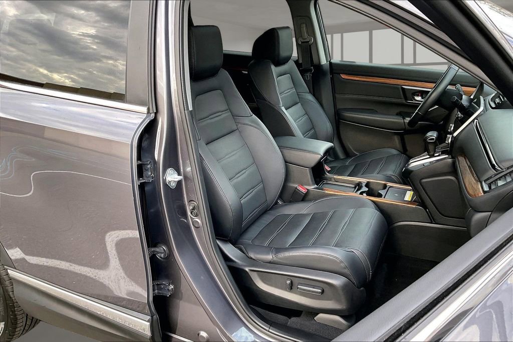 Used 2022 Honda CR-V Touring image 29