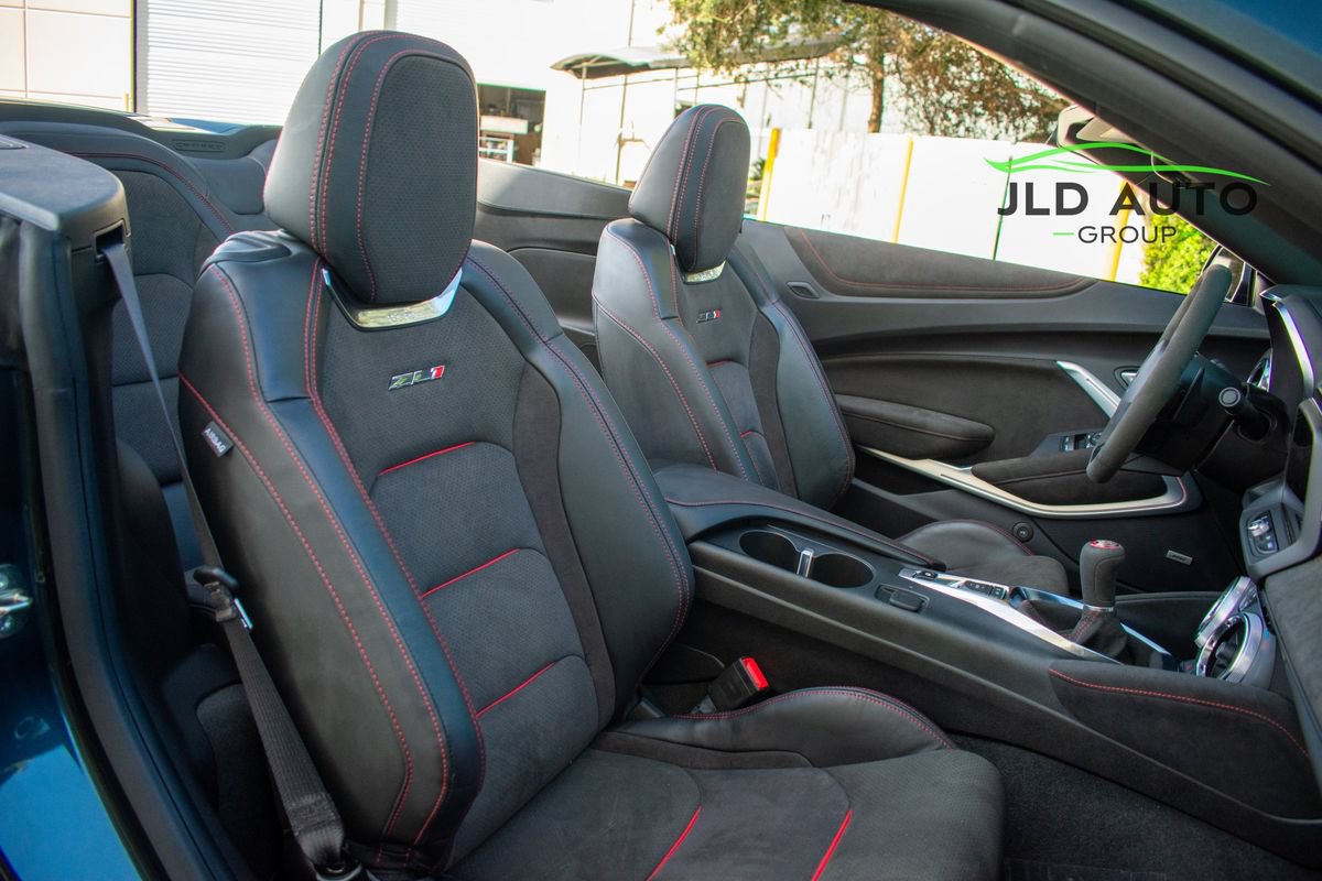 Used 2023 Chevrolet Camaro ZL1 RWD image 16