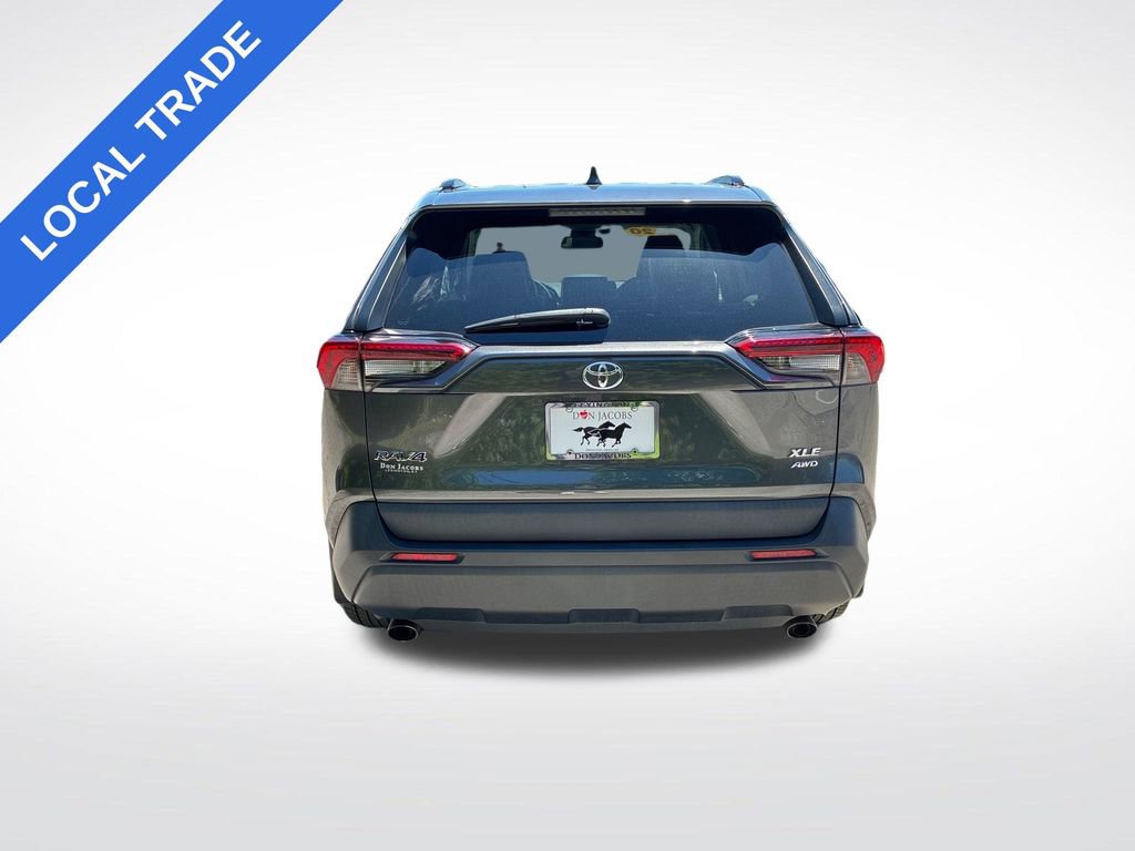 Used 2020 Toyota RAV4 XLE Premium AWD/4WD image 4