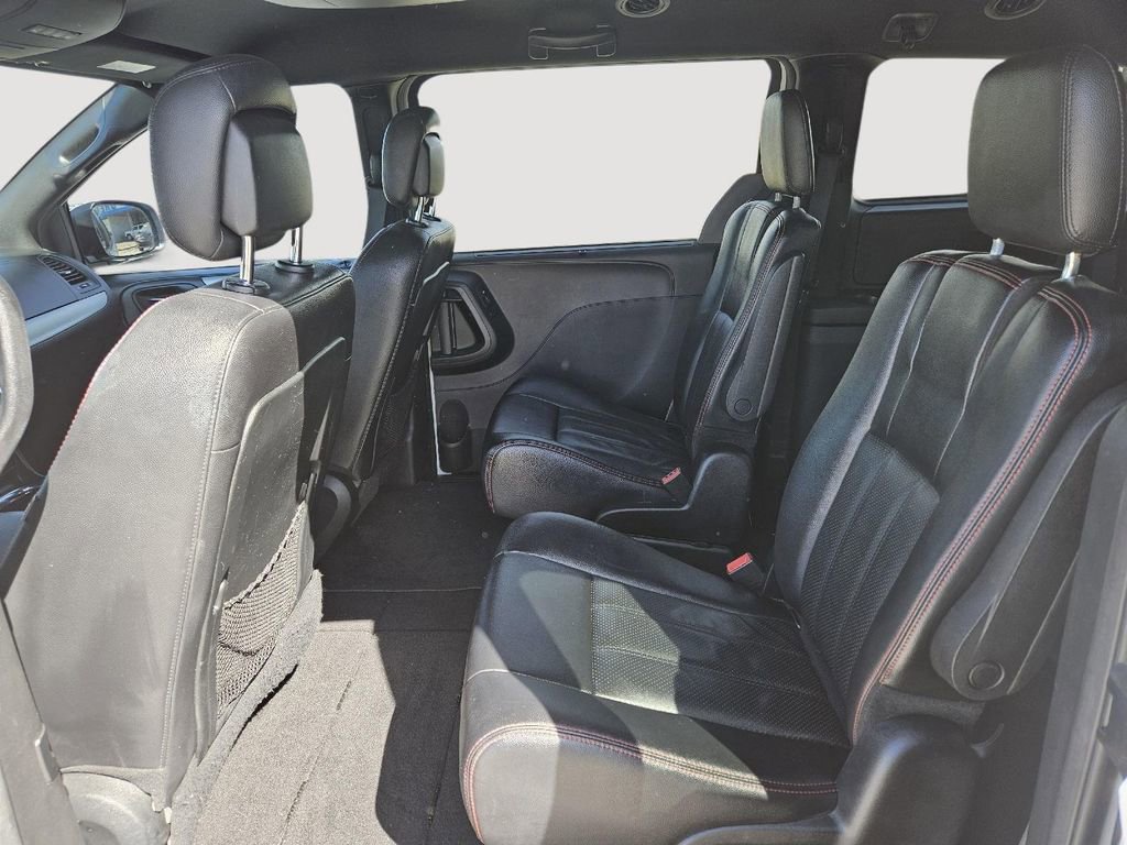 Used 2019 Dodge Grand Caravan GT image 25