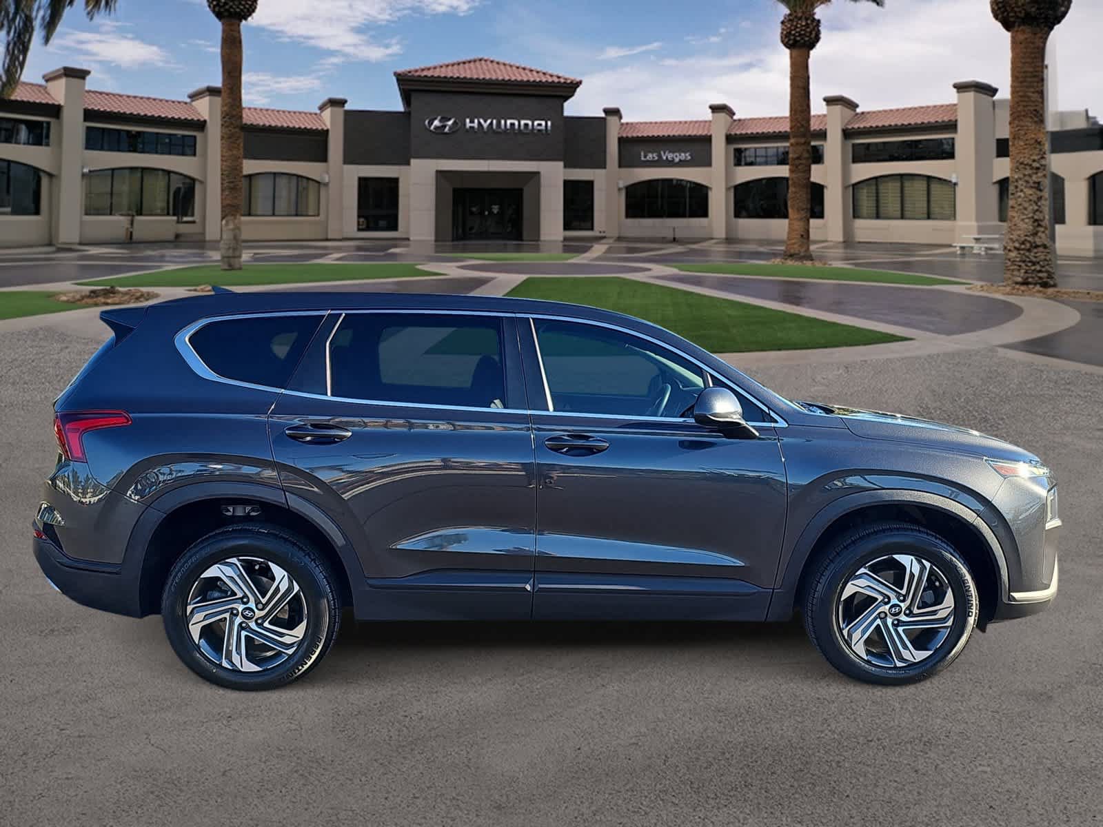 Used 2022 Hyundai Santa Fe SE AWD/4WD image 9