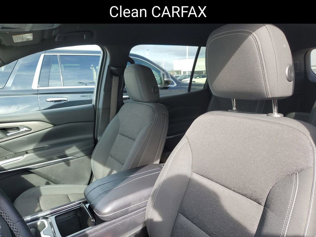 Used 2024 Chevrolet Traverse LT w/ Trailering Package image 6