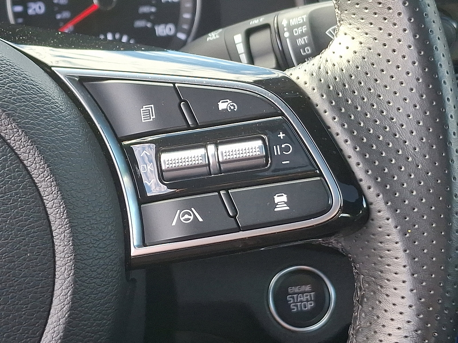 Used 2024 Kia Forte GT-Line w/ GT-Line Premium Package image 23