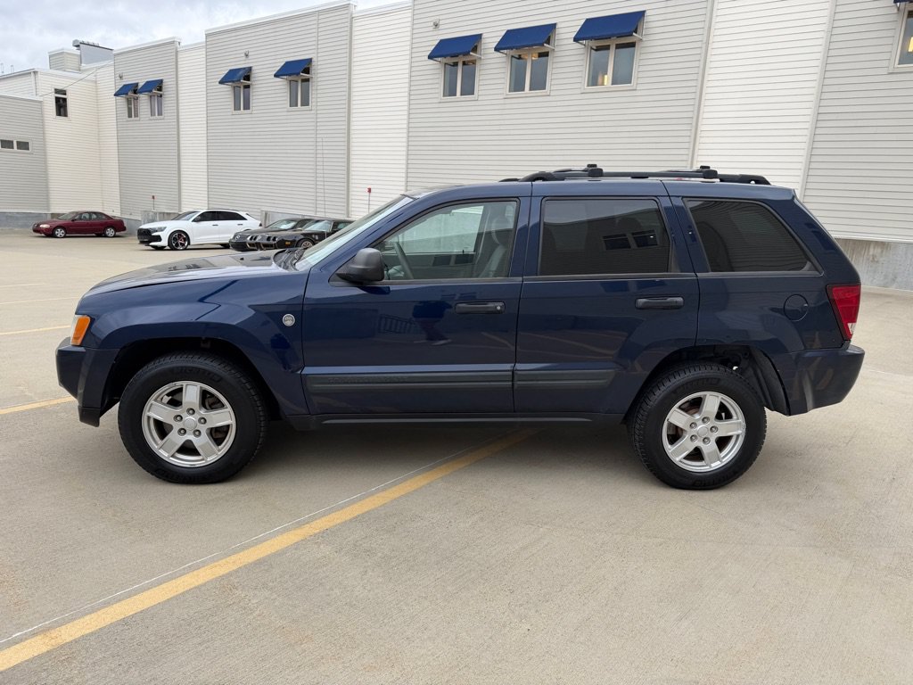 Used 2005 Jeep Grand Cherokee Laredo AWD/4WD image 6