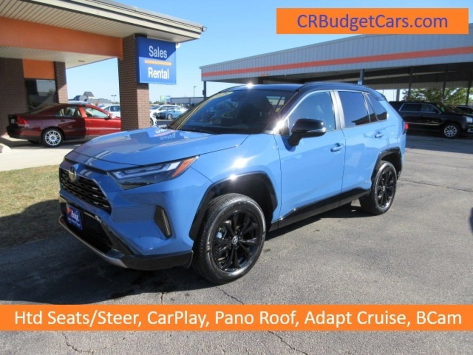 Used 2025 Toyota RAV4 XSE video 1