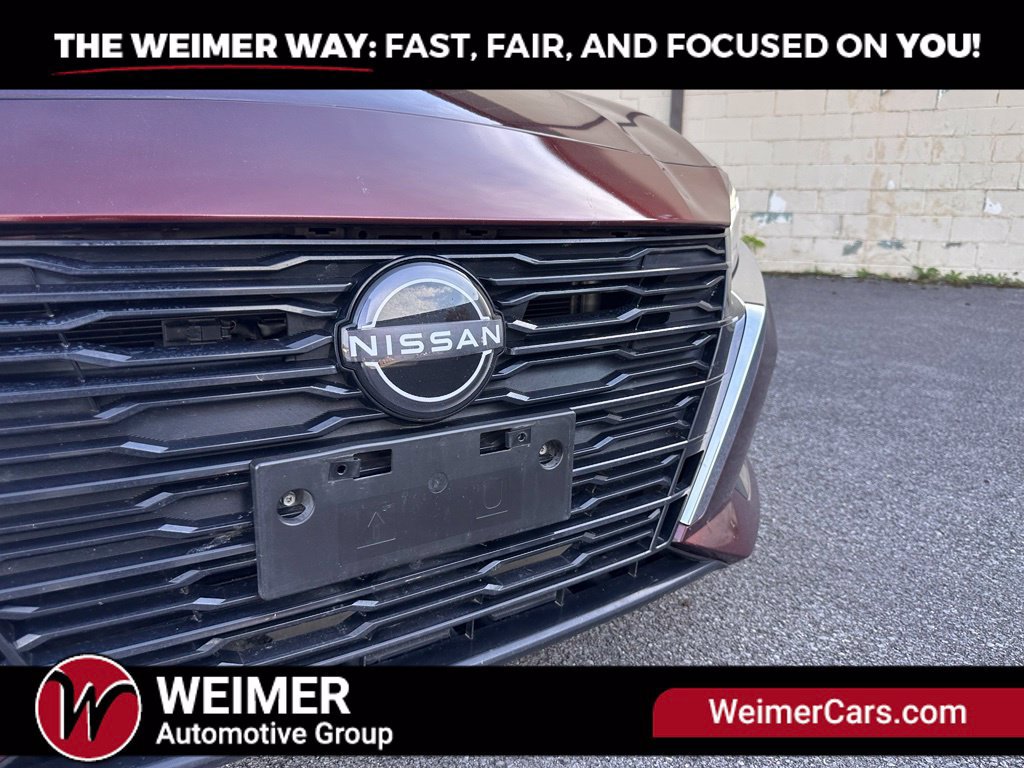 Used 2024 Nissan Altima 2.5 SV w/ SV Premium Package FWD image 3