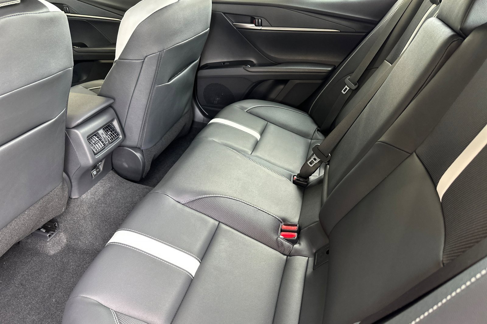 New 2026 Toyota Camry SE image 11