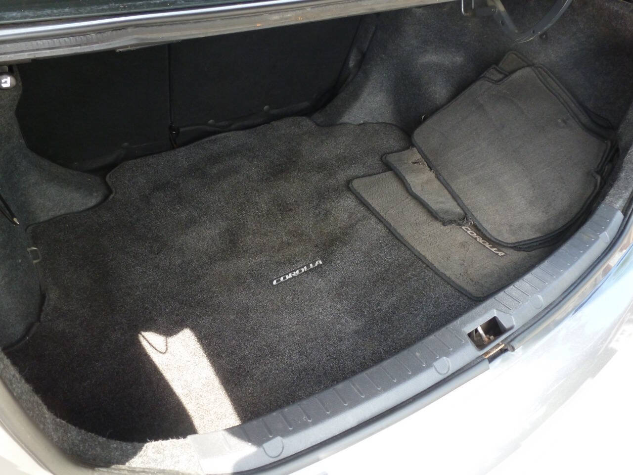 Used 2010 Toyota Corolla S FWD image 21
