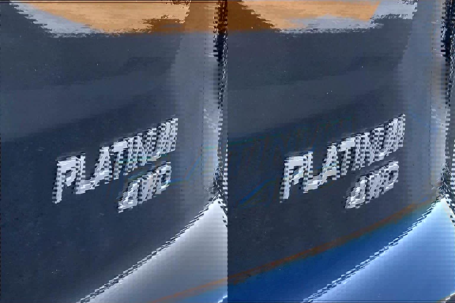 Used 2024 Nissan Pathfinder Platinum image 11