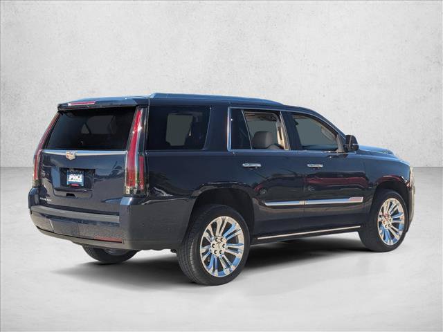 Used 2020 Cadillac Escalade Premium Luxury AWD/4WD image 5