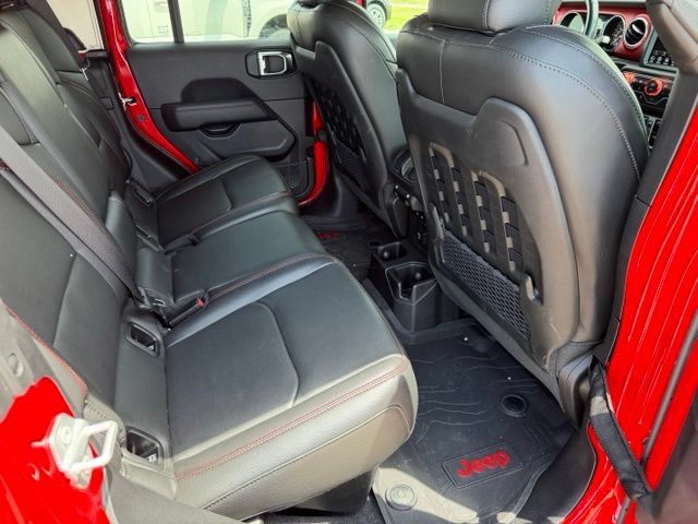 Used 2023 Jeep Gladiator Rubicon w/ Cold Weather Group AWD/4WD image 15