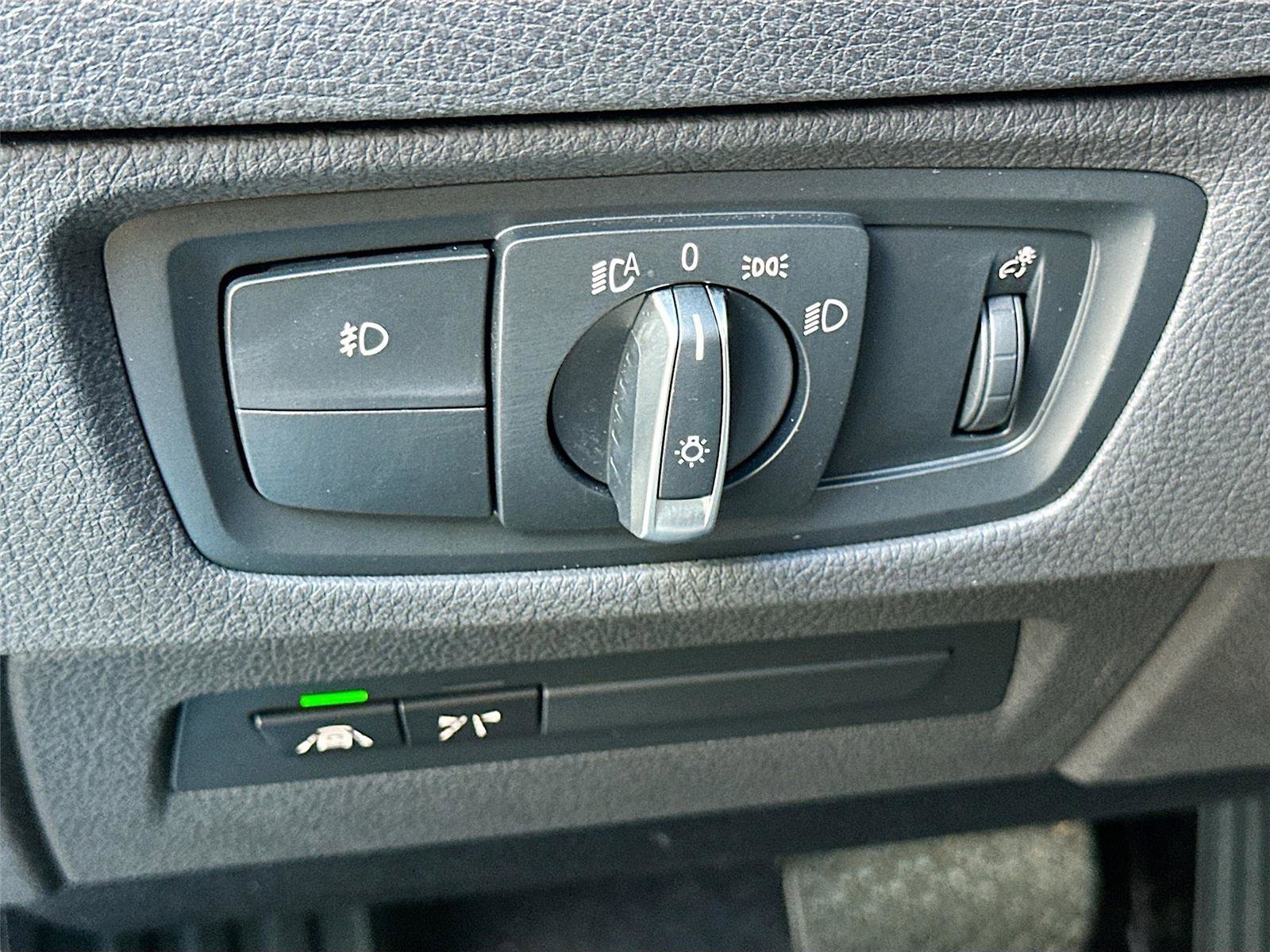 Used 2020 BMW 230i xDrive Coupe w/ Convenience Package image 10