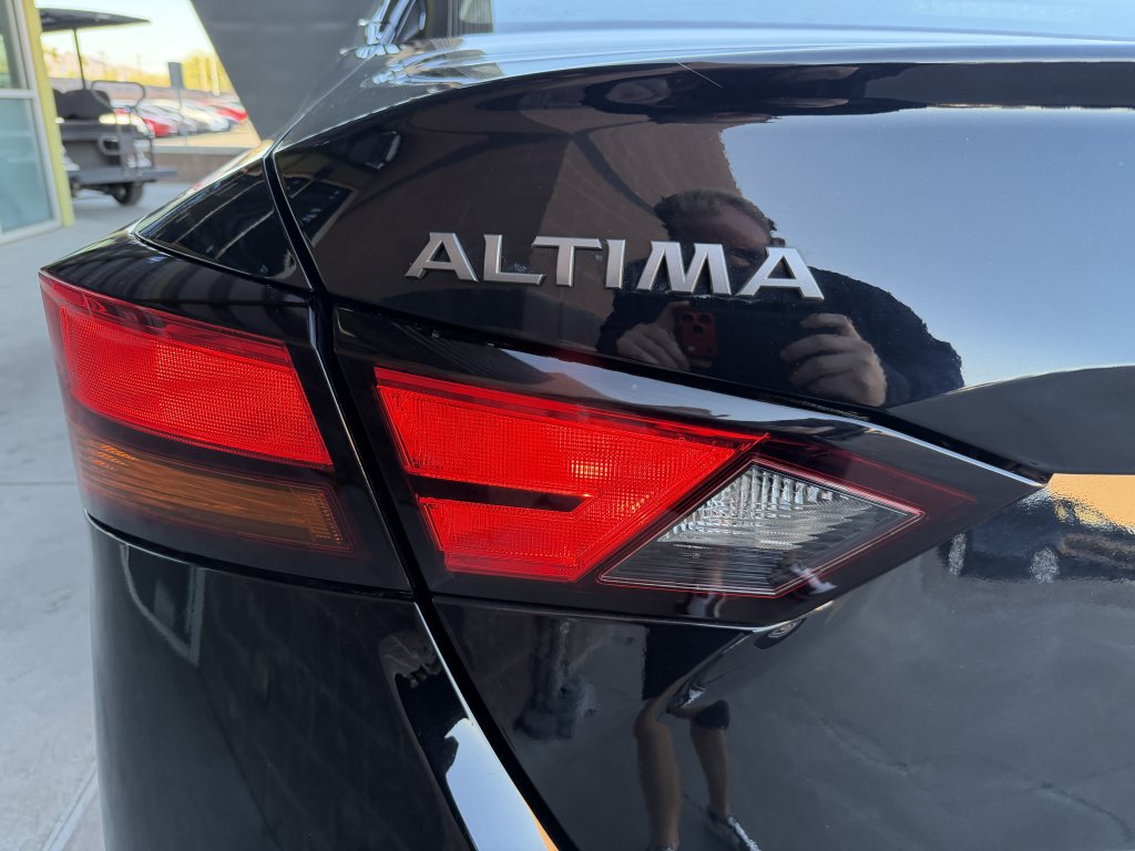 Used 2024 Nissan Altima 2.5 SL AWD/4WD image 14