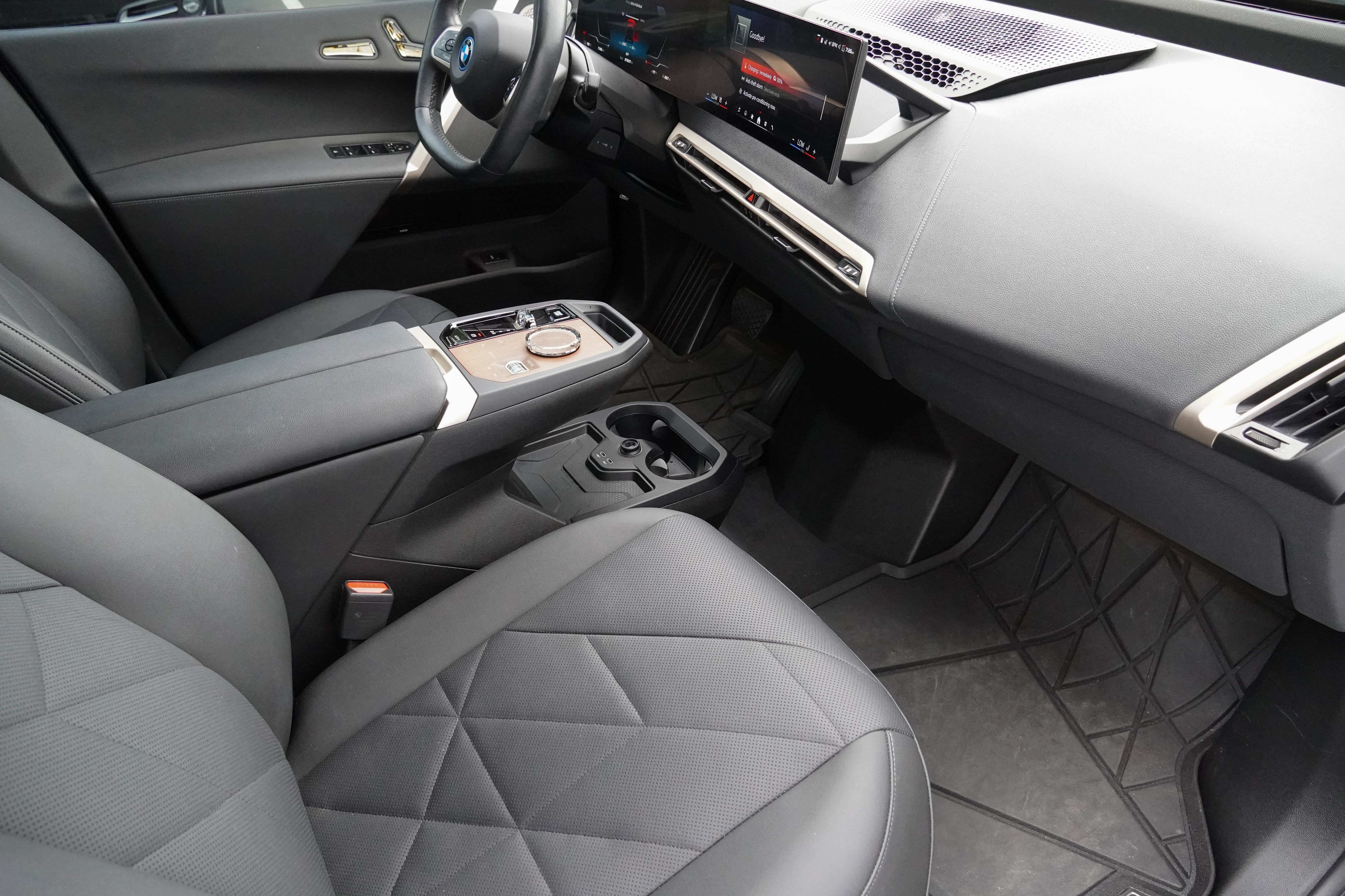 Certified 2024 BMW iX M60 AWD/4WD image 11