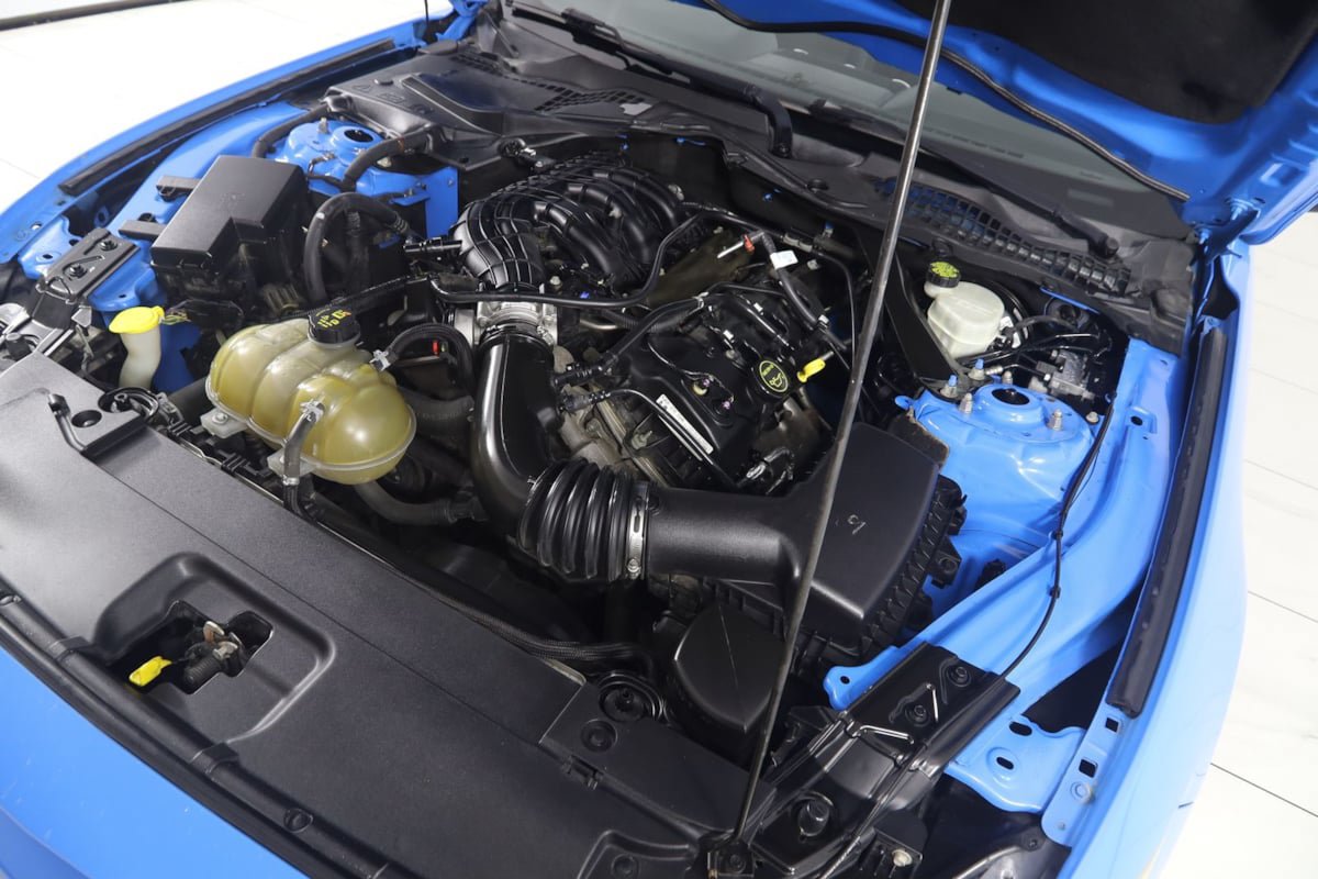 Used 2017 Ford Mustang Convertible RWD image 18