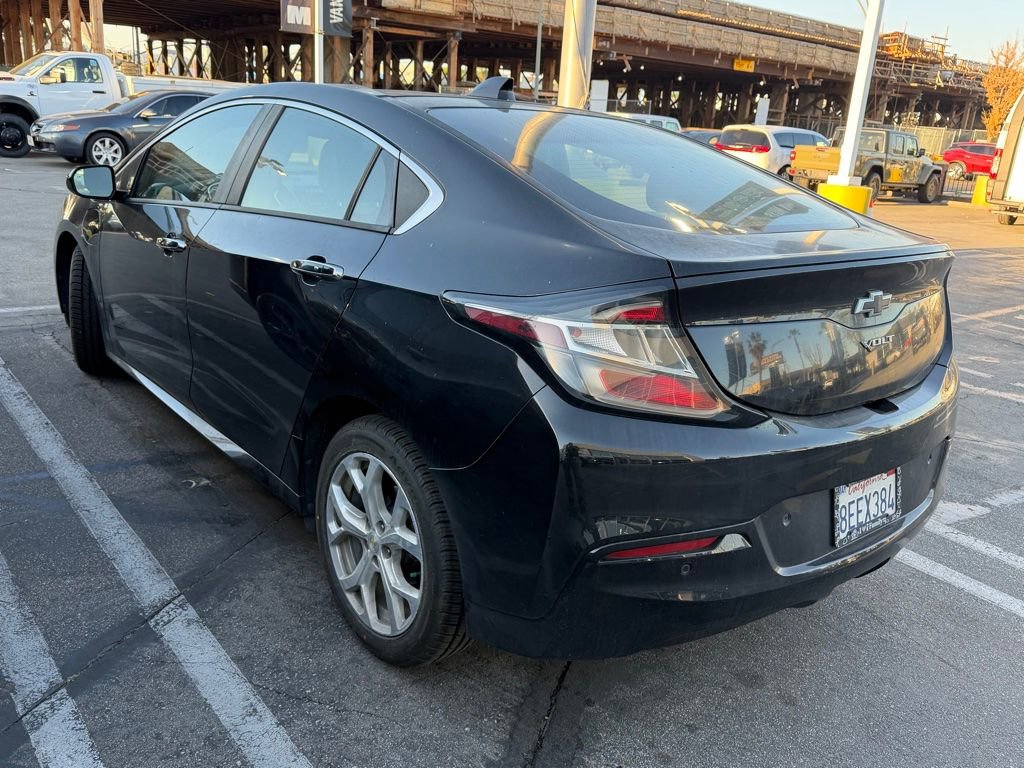 Used 2018 Chevrolet Volt Premier w/ Driver Confidence Package image 5