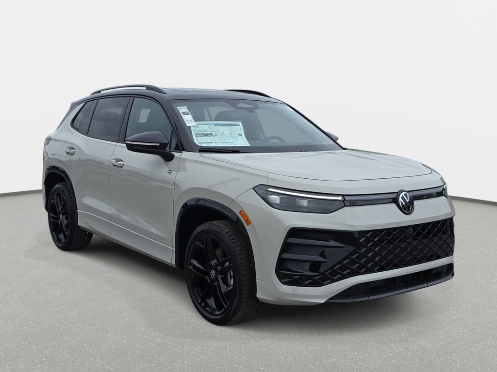 New 2026 Volkswagen Tiguan SE R-Line AWD/4WD image 3