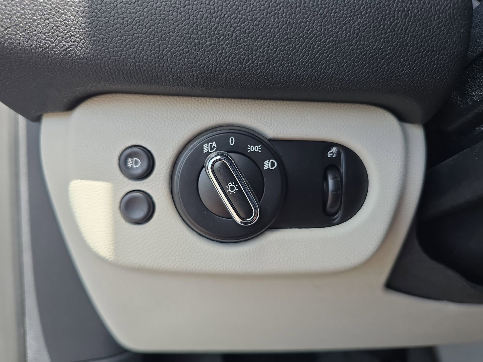 Used 2019 MINI Cooper Clubman S w/ Starlight Blue Edition image 22