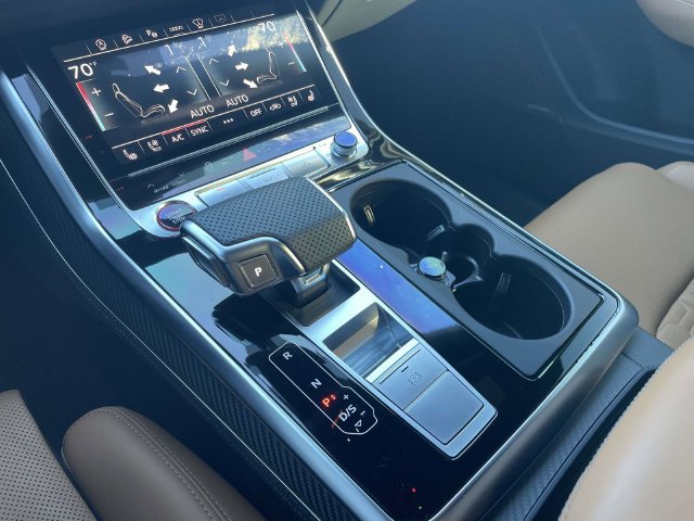 Certified 2025 Audi RS Q8 performance AWD/4WD image 30