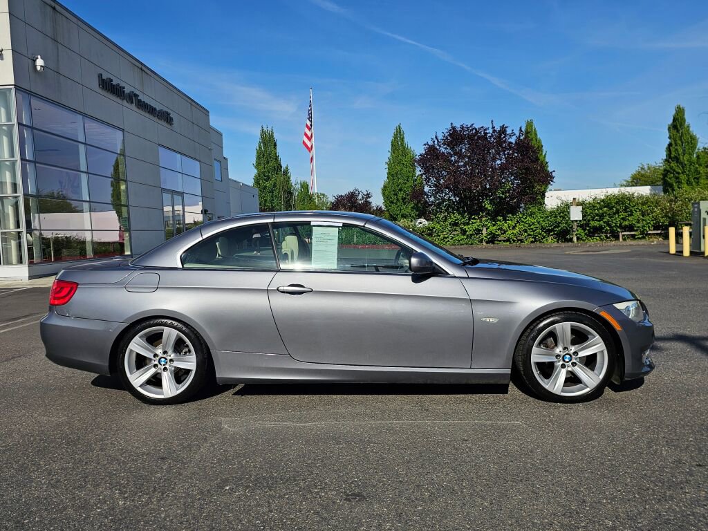 Used 2011 BMW 328i Convertible RWD image 8