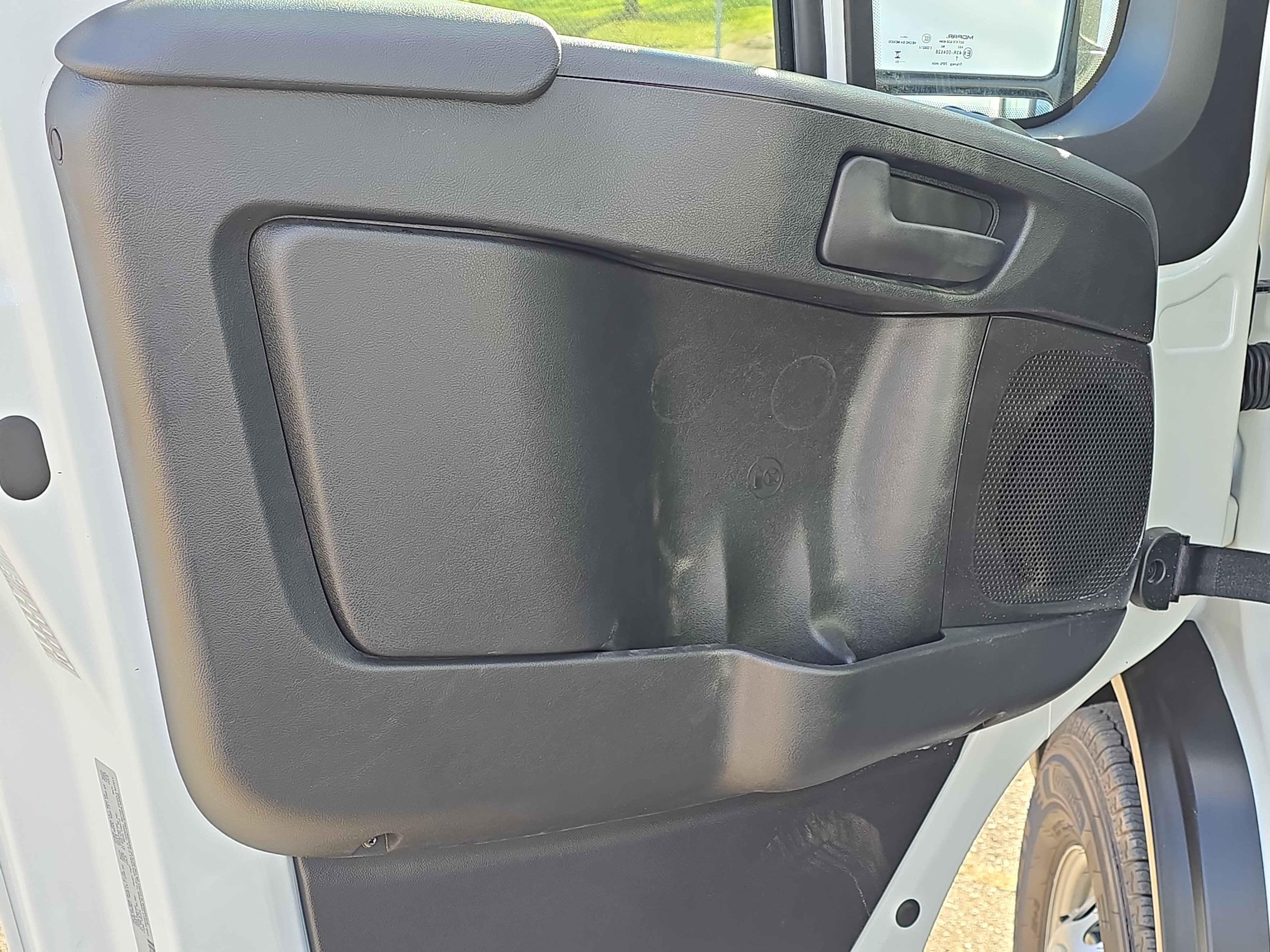 Used 2025 RAM ProMaster 2500 FWD image 11
